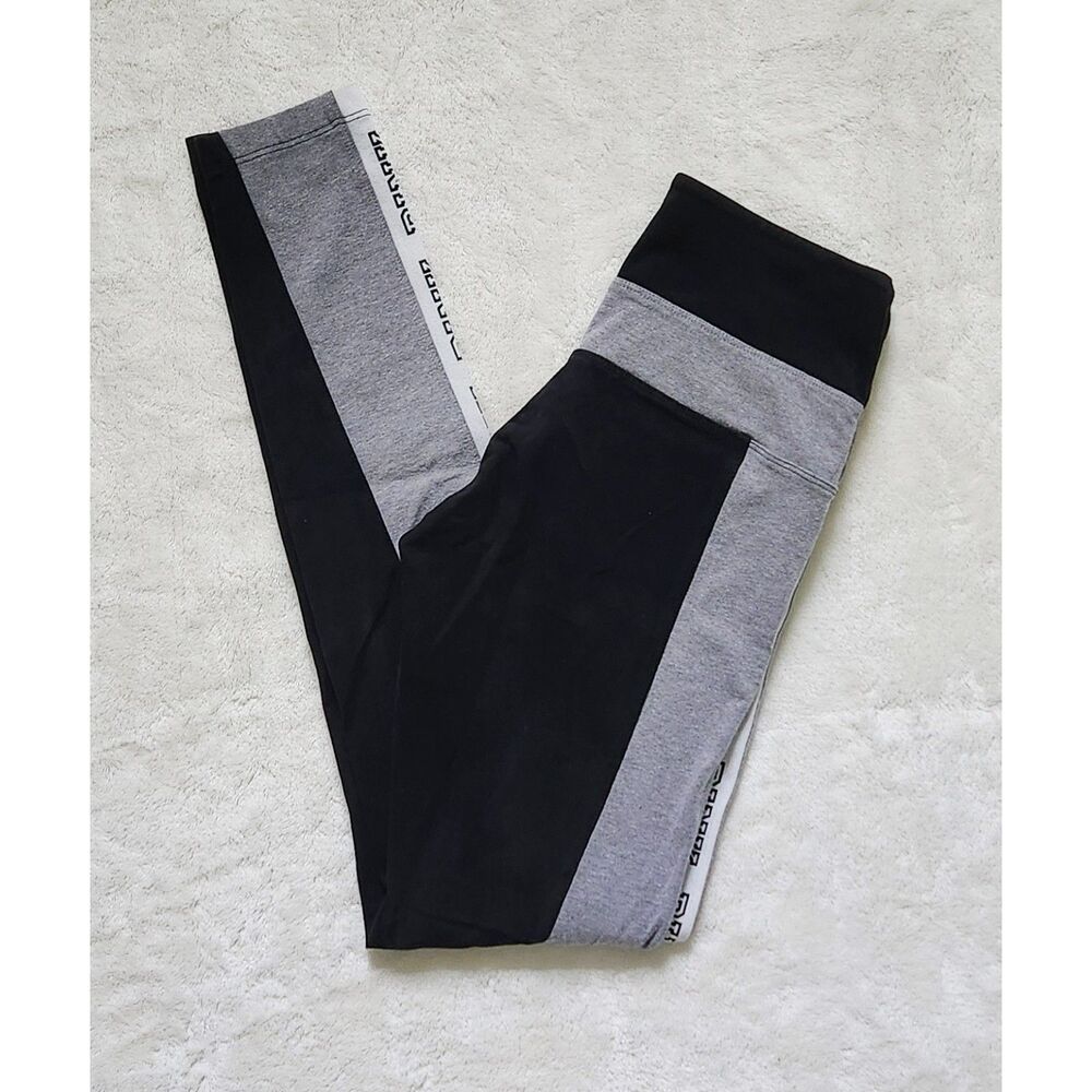 VS PINK YOGA: black/white/gray cotton leggings